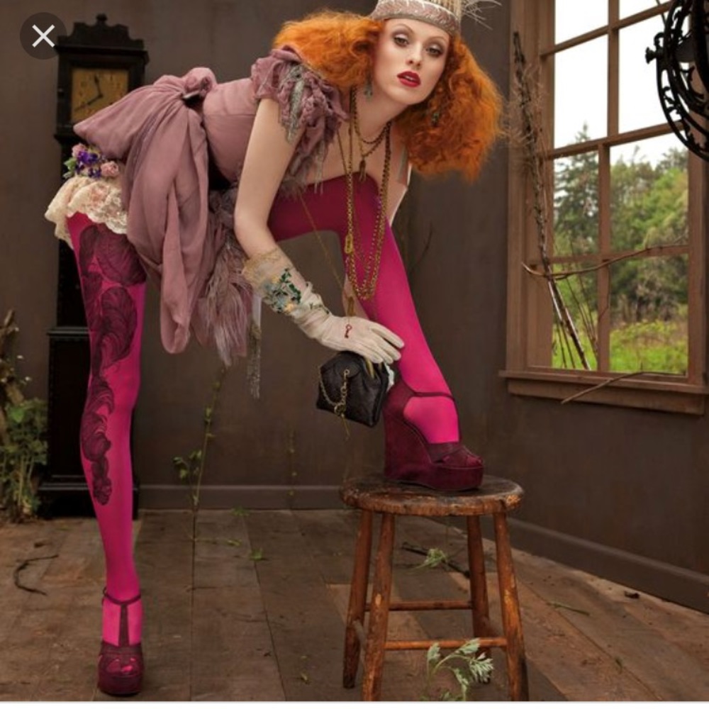 Nine West Vintage America Karen Elson
